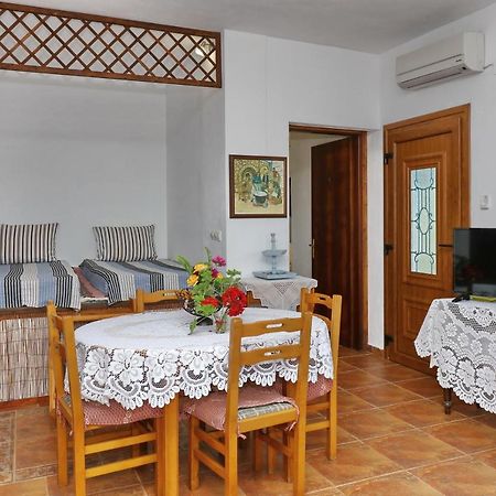 Aloni Villa สโกเปลอสทาวน์ ภายนอก รูปภาพ