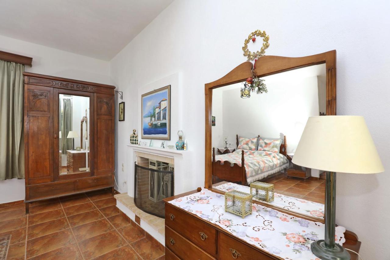 Aloni Villa สโกเปลอสทาวน์ ภายนอก รูปภาพ